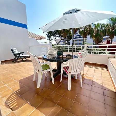 Sea Views Apartment