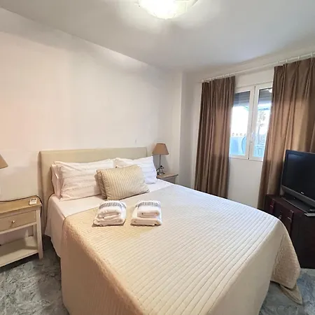 Sea Views Apartment