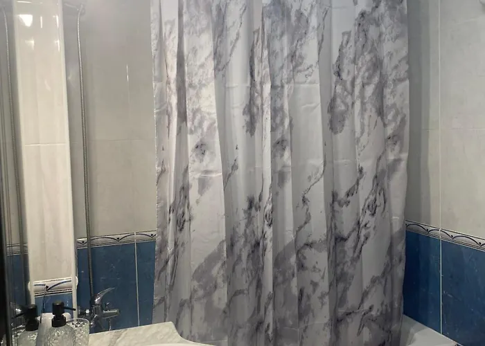 Apartment Sea Views *