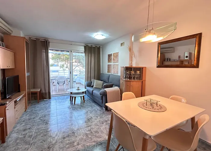 Sea Views Apartment *